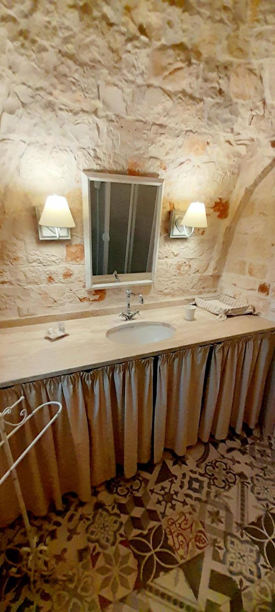 Trullo Roverella 로코로톤도 외부 사진