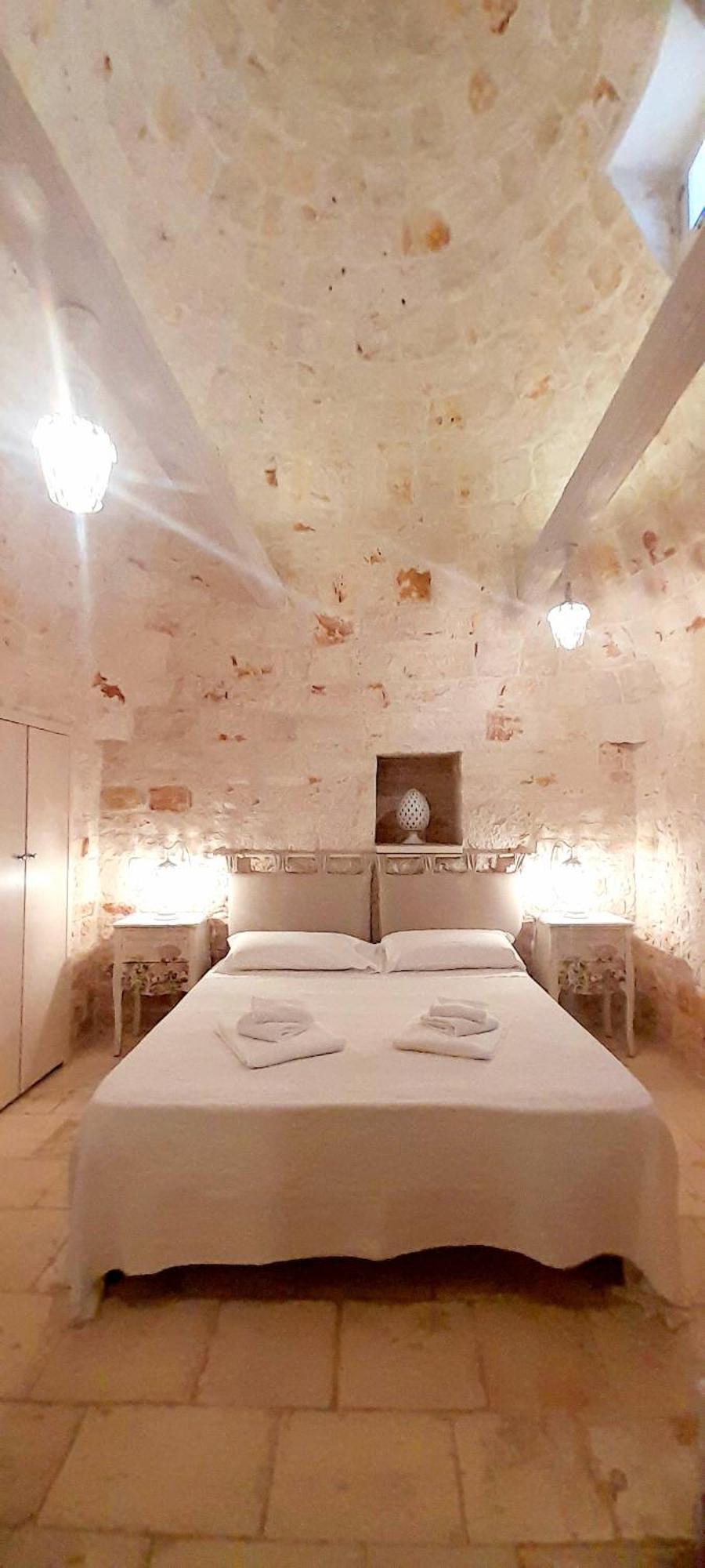 Trullo Roverella 로코로톤도 외부 사진