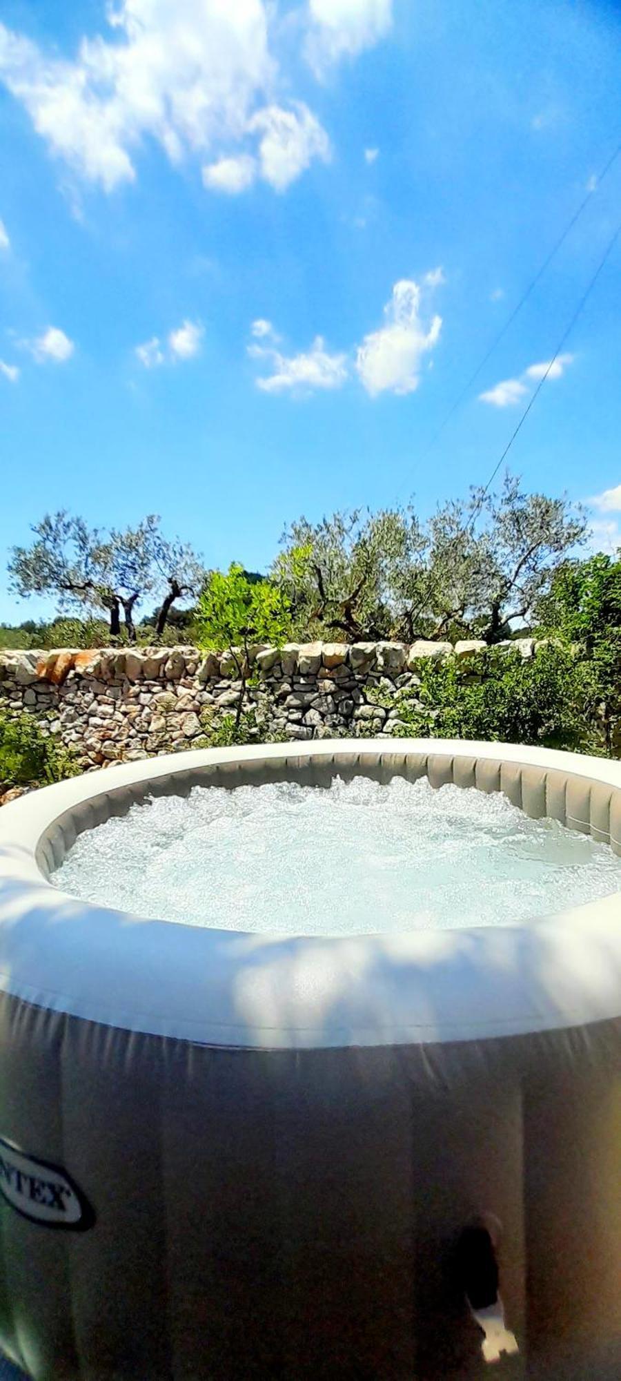 Trullo Roverella 로코로톤도 외부 사진