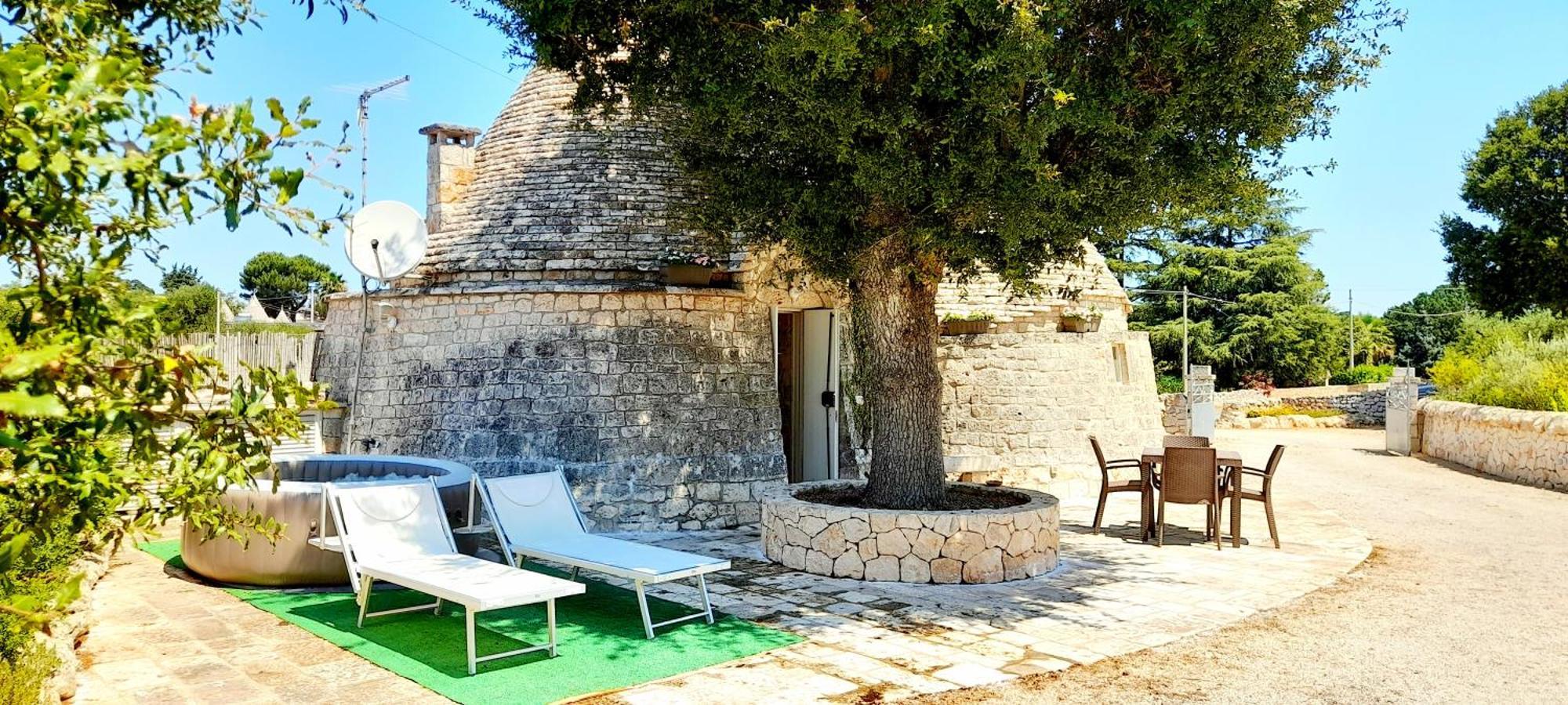 Trullo Roverella 로코로톤도 외부 사진