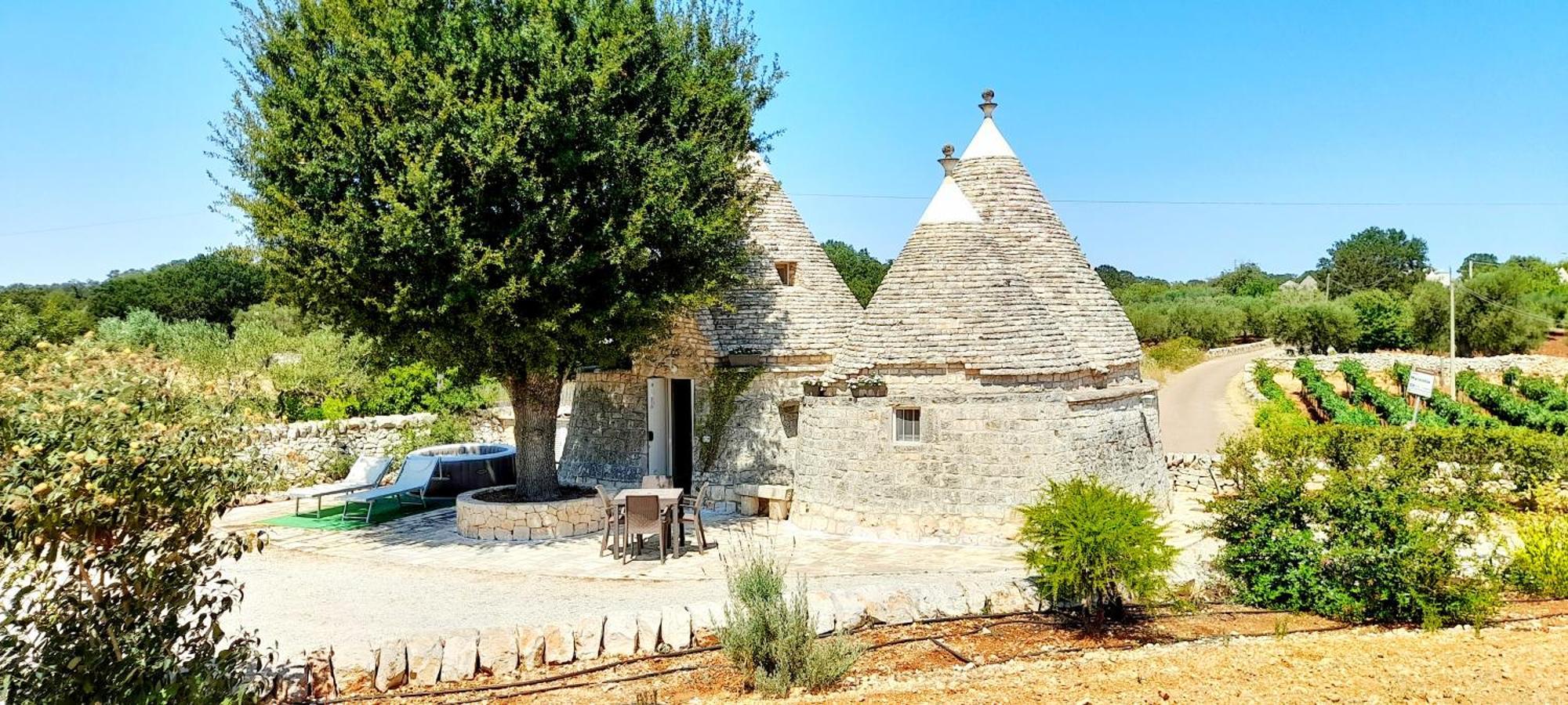 Trullo Roverella 로코로톤도 외부 사진